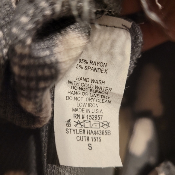 Hashttag in Trend Bleach Wash Long Sleeve Top - Picture 8 of 8